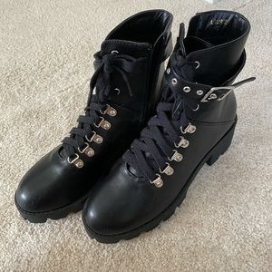 MissLola Combat Boots